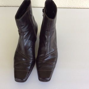 Paul Green Brown Booties
